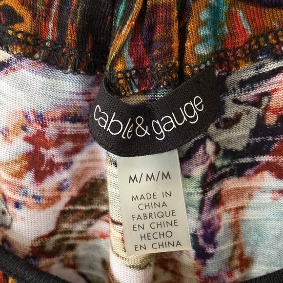 Cable and Gauge tank. Size M. Smoke free home. - Picture 3 of 4